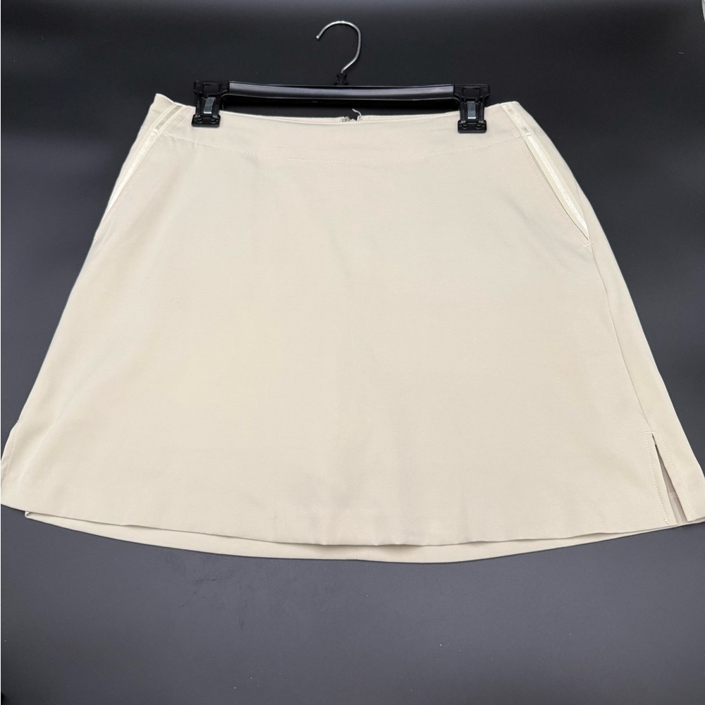 Lady Hagen Women’s Beige Golf Skort ,Size 8 Pockets Side Slit Performance Active